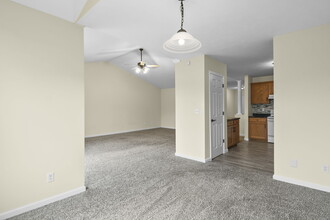 2820 Wordsworth Dr in Springfield, IL - Building Photo - Building Photo