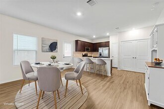2537 Forgetmenot Ln in Pflugerville, TX - Foto de edificio - Building Photo