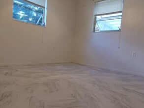 7120 Gulf Breeze Cir in Hudson, FL - Building Photo - Building Photo