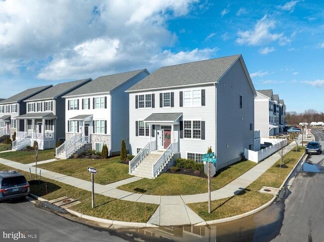 247 Breeding Blvd