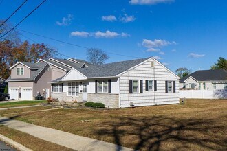 318 Jefferson Ave in Linwood, NJ - Building Photo - Building Photo