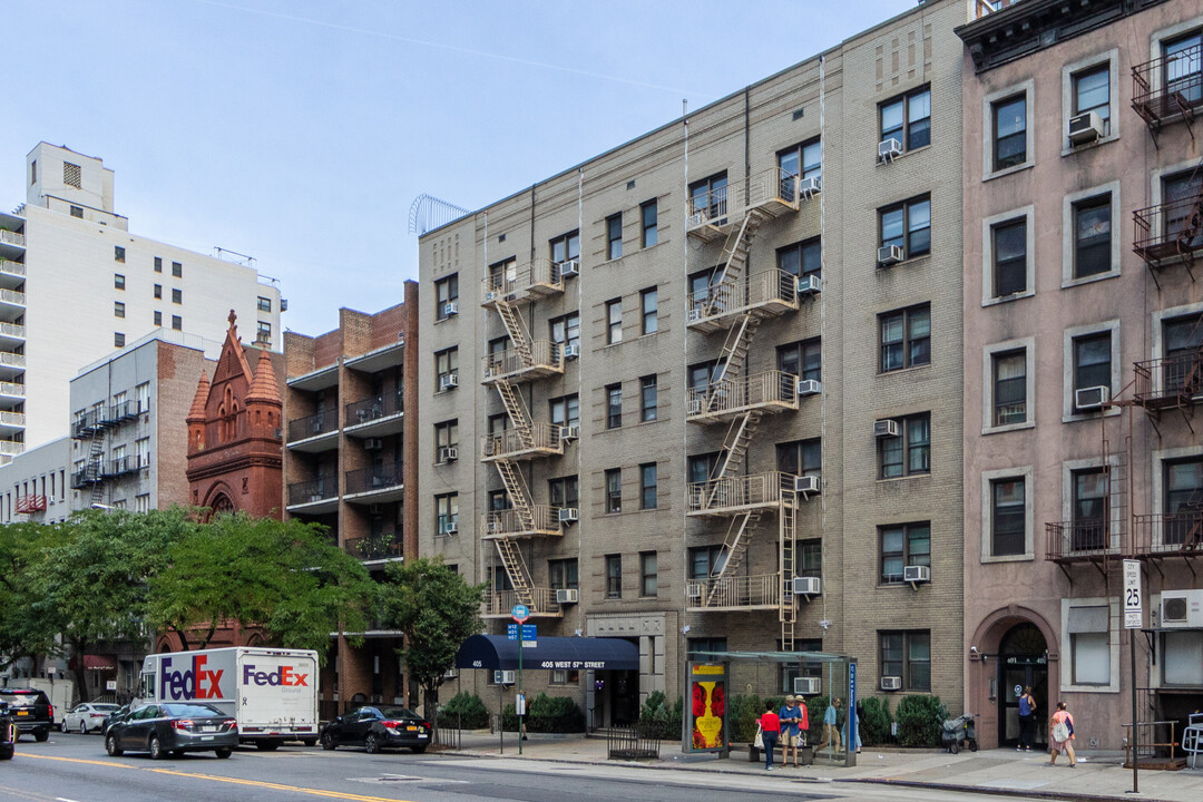 405 W 57th St in New York, NY - Foto de edificio