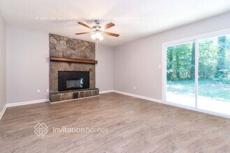 450 Padens Chase Ct in Lawrenceville, GA - Foto de edificio - Building Photo