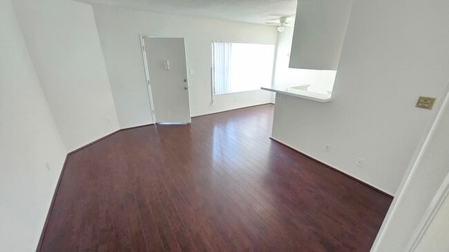 323 N Rampart Blvd, Unit 7