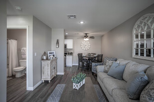 55+ Country Village Senior Apartments in Jurupa Valley, CA - Building Photo - Interior Photo