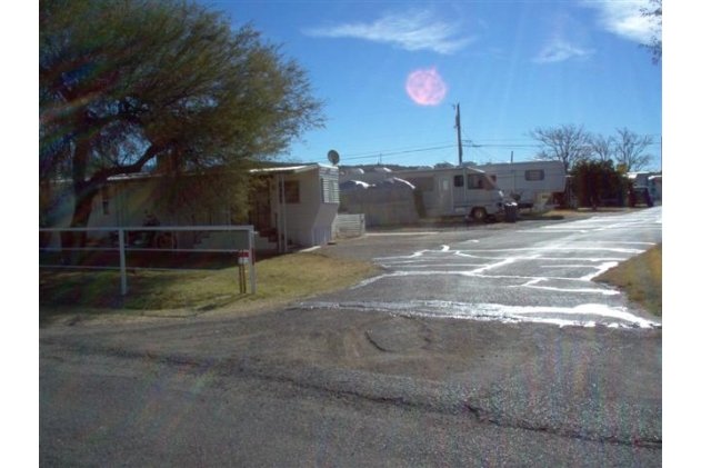 19081 E Palm Ln in Black Canyon City, AZ - Building Photo - Building Photo