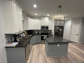 917 N 16th St in Waco, TX - Building Photo - Building Photo