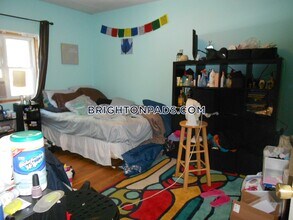 42 Orchard Rd-Unit -1 in Brookline, MA - Building Photo - Building Photo