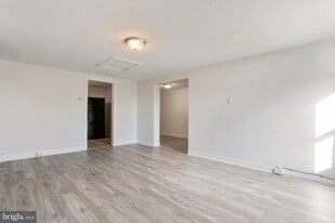 310 N Potomac St in Hagerstown, MD - Building Photo