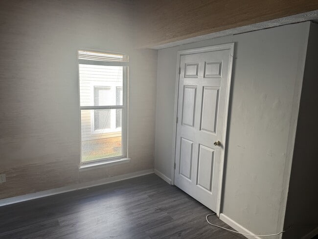 property at 2074 Hopkins Mill Rd