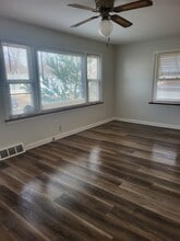 1136 Grenshaw Dr in St. Louis, MO - Building Photo - Building Photo