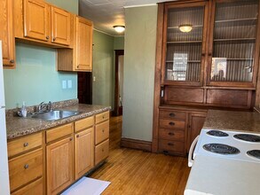 1313 Hughitt Ave in Superior, WI - Building Photo - Building Photo