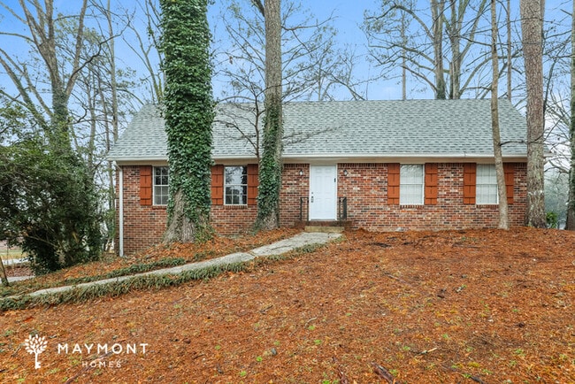 property at 1684 Regency Pl