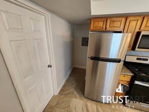 9726 Bustleton Ave in Philadelphia, PA - Building Photo - Building Photo
