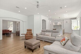 1816 Winding View in San Antonio, TX - Building Photo - Building Photo