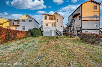 814 S Webster Ave in Scranton, PA - Foto de edificio - Building Photo