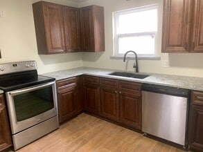 2024 NW 26th St, Unit 1 in Oklahoma City, OK - Building Photo - Building Photo