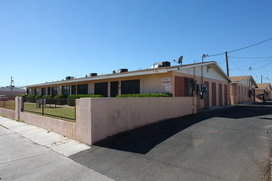 1919 H St in Las Vegas, NV - Foto de edificio