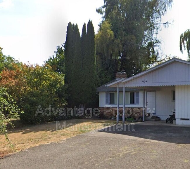 property at 1104 NE North Nebergall Loop