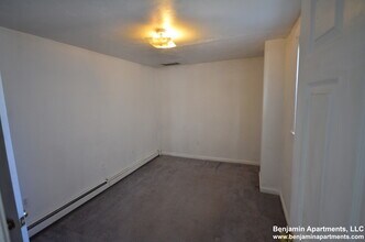 66 Murdock St, Unit 1 in Boston, MA - Building Photo - Building Photo