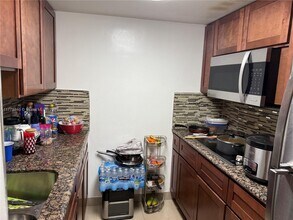 616 NW 26th Ave in Miami, FL - Building Photo - Building Photo