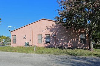 Doveland Villas Apartments in Pahokee, FL - Foto de edificio - Building Photo