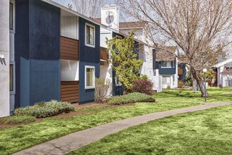 Redfield Ridge in Reno, NV - Building Photo - Building Photo