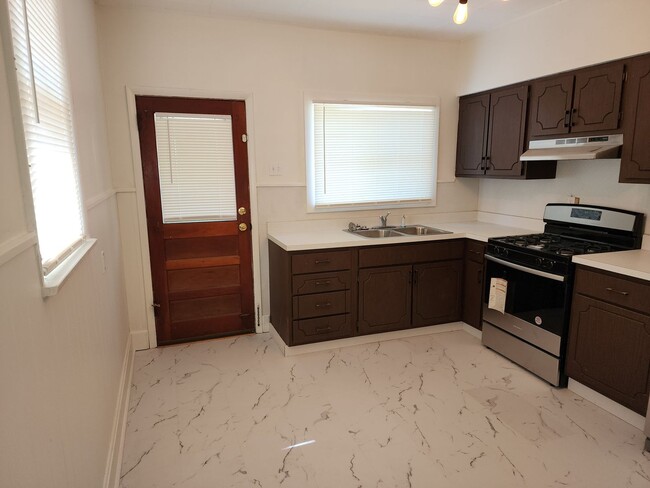 3369 Oxford Blvd in Maplewood, MO - Building Photo - Building Photo