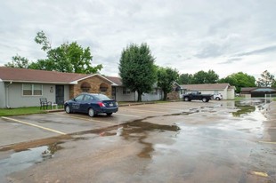 1702 Glennan Dr Apartamentos