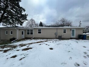 1810 Logan St in Muscatine, IA - Building Photo - Building Photo