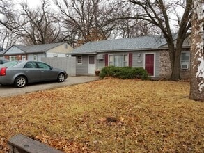 2416 SW Morningside Rd in Topeka, KS - Building Photo - Building Photo