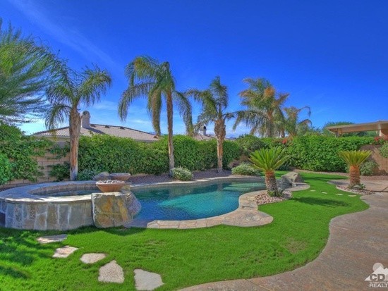 property at 79931 Parkway Esplanade N