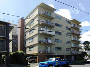 Chateau Chamberlain in Honolulu, HI - Foto de edificio - Building Photo