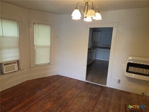 1219 S 10th St in Temple, TX - Building Photo - Building Photo