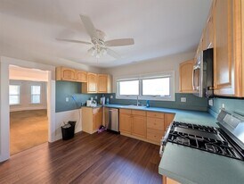 12 Electric Ave, Unit 1 in Somerville, MA - Building Photo