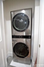 31 Harvard St, Unit 3 in Brookline, MA - Building Photo - Building Photo