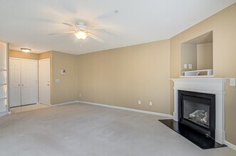 6113 Hedgecock Cir in High Point, NC - Foto de edificio - Building Photo