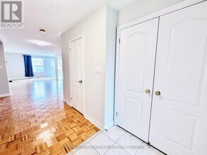 57 Matteo David Dr in Richmond Hill, ON - Building Photo - Building Photo