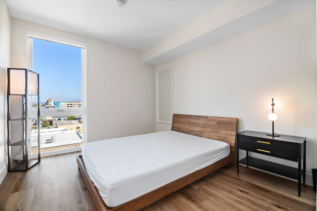 Parco Apartments in National City, CA - Building Photo - Building Photo