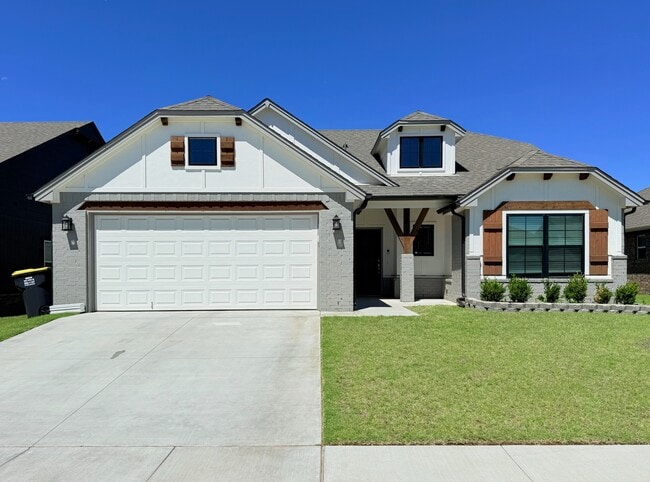 property at 13118 S 72nd Pl E