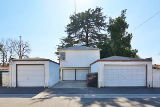 Williamson Avenue Apartments in Fullerton, CA - Building Photo - Other