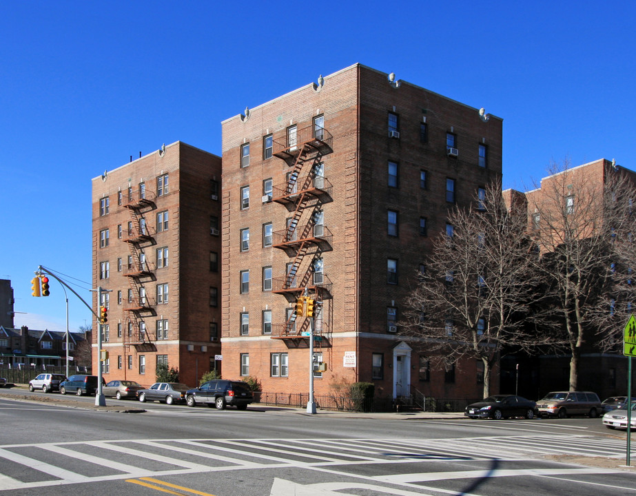 3715 King Hwy in Brooklyn, NY - Building Photo