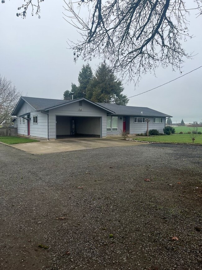 property at 91404 N Coburg Rd