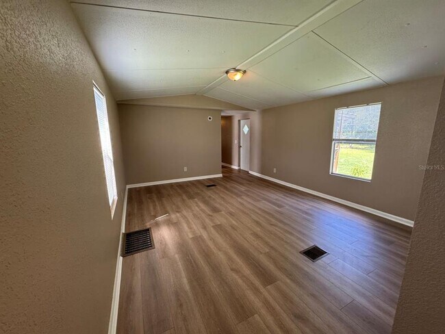 9604 NW 30th Ave in Ocala, FL - Building Photo - Building Photo