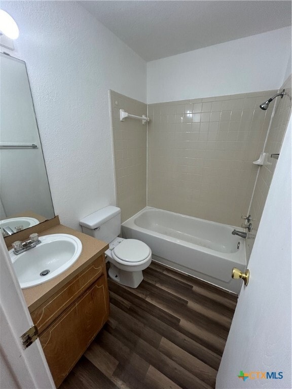 property at 3805 Woodrow Dr