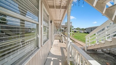 12033 18th St in Santa Fe, TX - Building Photo - Building Photo