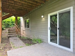 1402 142nd Pl SW in Lynnwood, WA - Building Photo - Building Photo