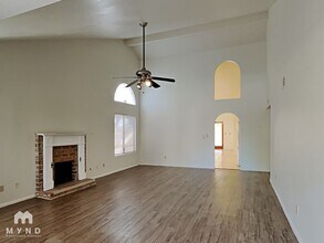 10487 N Fairway Vista Ln in Tucson, AZ - Building Photo - Building Photo