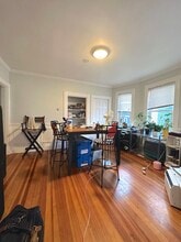 34 Justin Rd, Unit 2 in Boston, MA - Building Photo - Building Photo