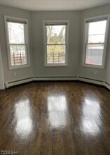 209 N 15th St in East Orange, NJ - Building Photo - Building Photo
